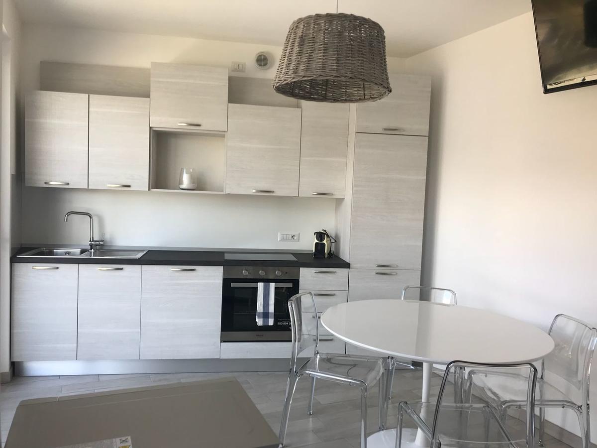 Baia Blu - Luxury Apartments With Pool Кремия Экстерьер фото